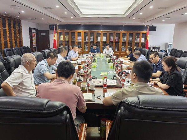 国家粮科院副院长季振江一行到江粮集团调研指导