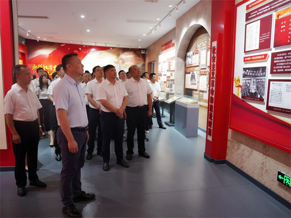 警示教育筑防线，廉洁自律守初心——江粮集团馆组织开展警示教育活动